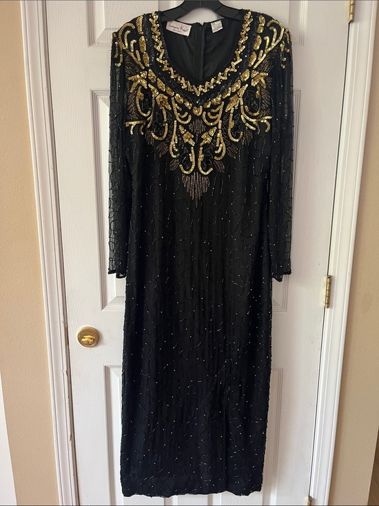 Laurence Kazar Dresses & Skirts - Laurence Kazar Black and Gold Beaded Long Sleeve Evening Gown